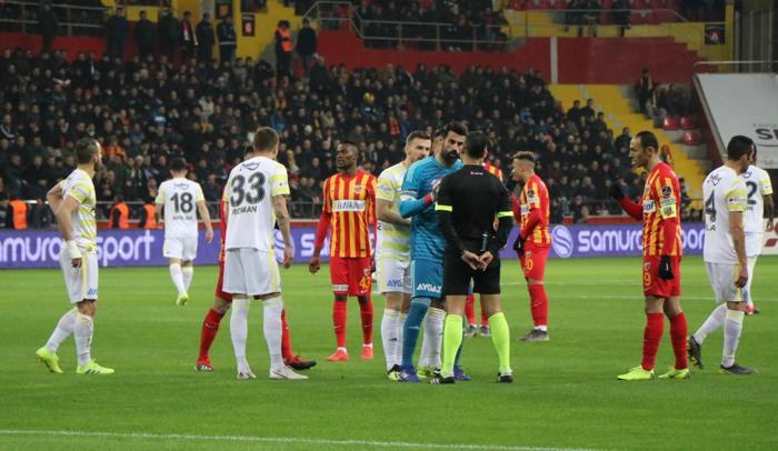 Fanatik yazarlarının İM Kayserispor - Fenerbahçe maçı yorumları