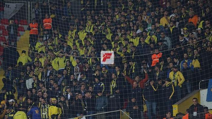 Kayserispor-Fenerbahçe maçında gerilim