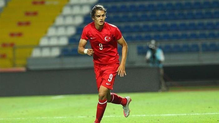 Fenerbahçe golcüsünü İspanyada buldu