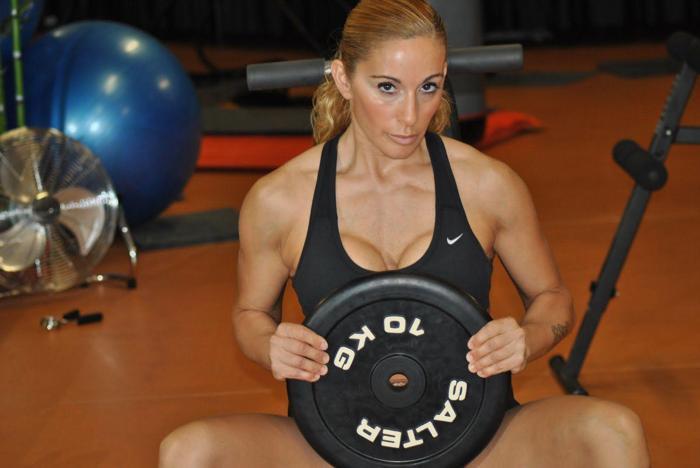 Sosyal Medyanın Yeni Fenomeni Fitness Modeli Victoria Lomba