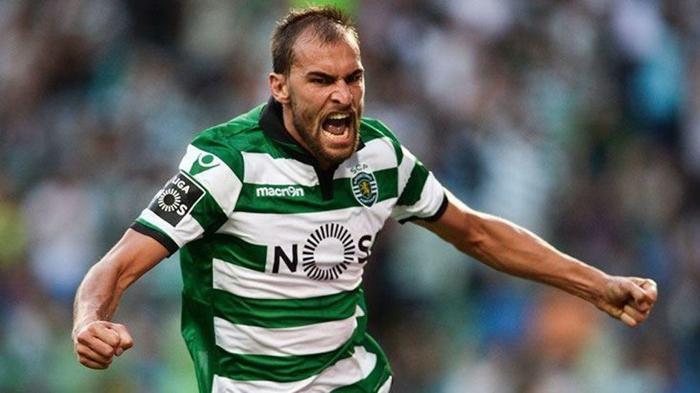 Transferde son dakika Bas Dost imzayı atıyor...