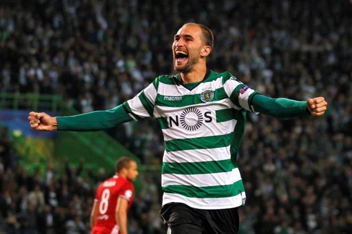 Transferde son dakika Bas Dost imzayı atıyor...