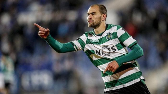 Transferde son dakika Bas Dost imzayı atıyor...