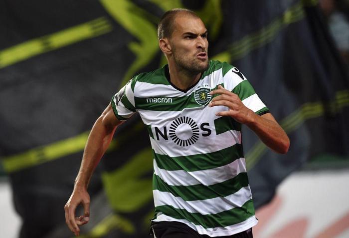 Transferde son dakika Bas Dost imzayı atıyor...