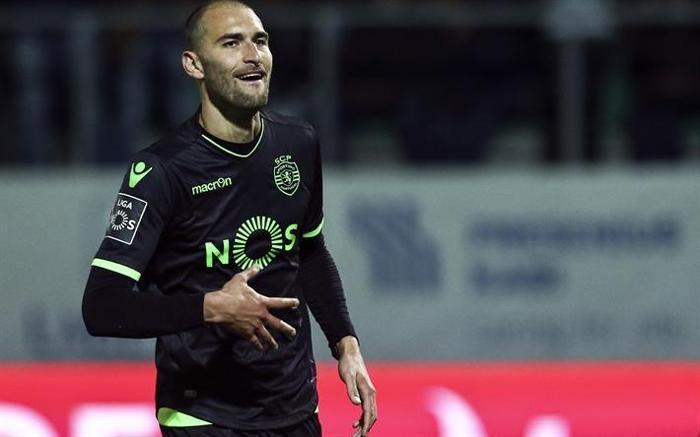 Transferde son dakika Bas Dost imzayı atıyor...