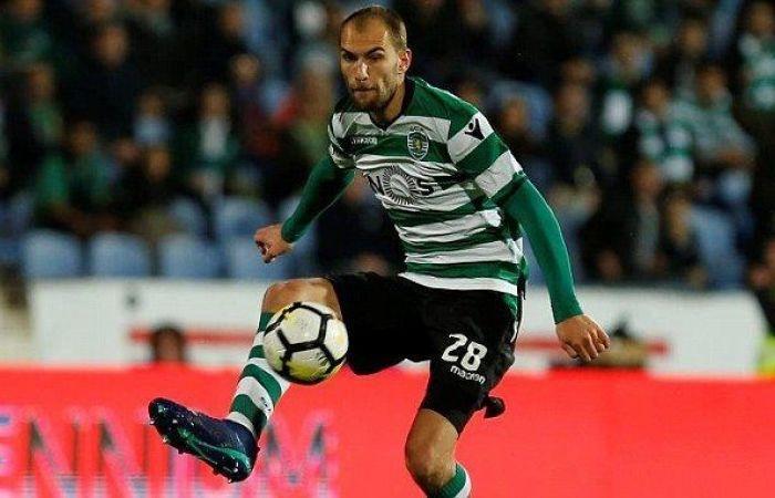 Transferde son dakika Bas Dost imzayı atıyor...