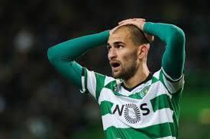 Transferde son dakika Bas Dost imzayı atıyor...