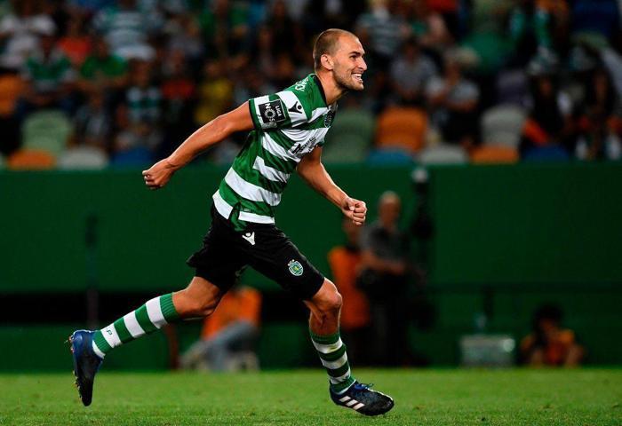 Transferde son dakika Bas Dost imzayı atıyor...