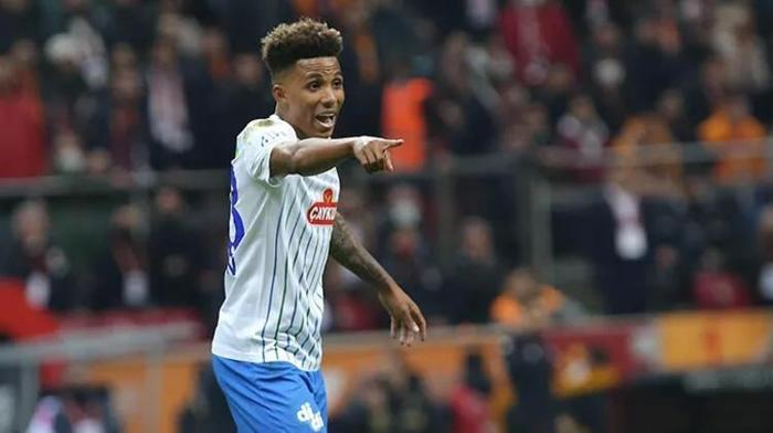 O JOGO: GEDSON, G.SARAY TARAFTARINI SUSTURDU