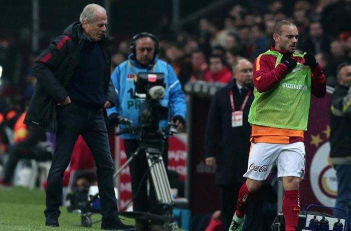 Galatasarayda olay var
