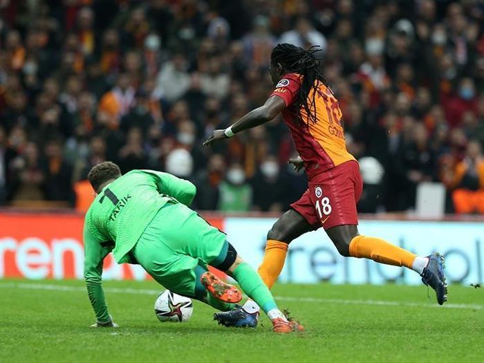 Fanatik yazarları Galatasaray - Çaykur Rizespor maçını değerlendirdi