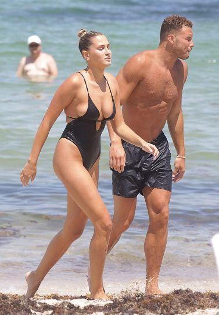 Blake Griffin yeni sevgilisi Francesca Aiello ile tatilde