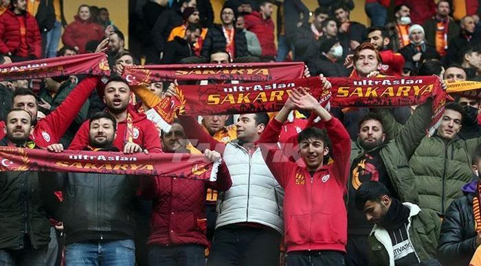 Galatasaray-Çaykur Rizespor maçında sürpriz isim