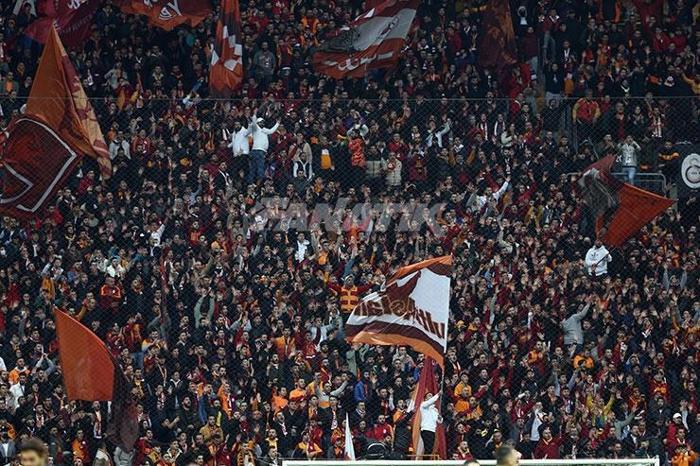 Galatasaray-Çaykur Rizespor maçında sürpriz isim