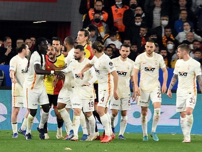 Torrentten yine farklı 11 Galatasarayın Çaykur Rizespor maçı muhtemel 11i