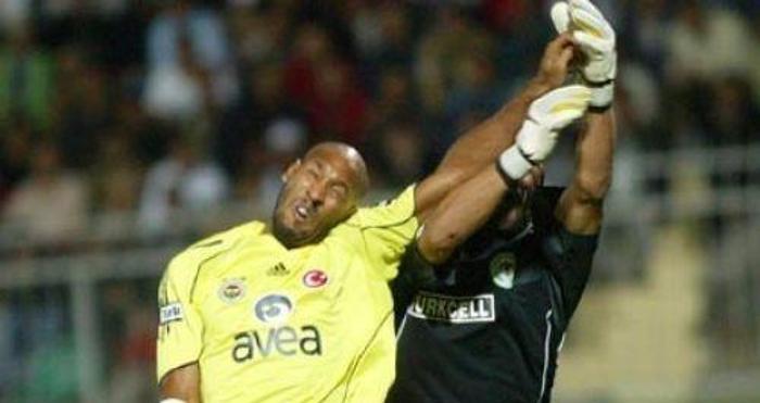 Özgüç Türkalp, Anelkanın elle attığı golü geçerli saydı
