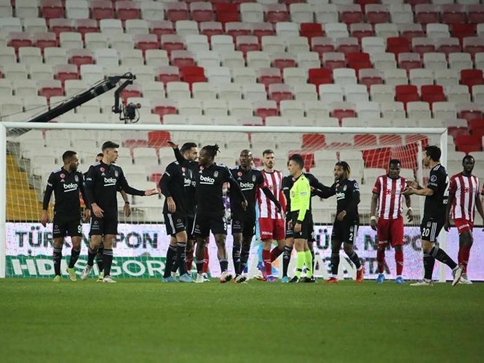 Fanatik yazarları Sivasspor - Beşiktaş maçını değerlendirdi