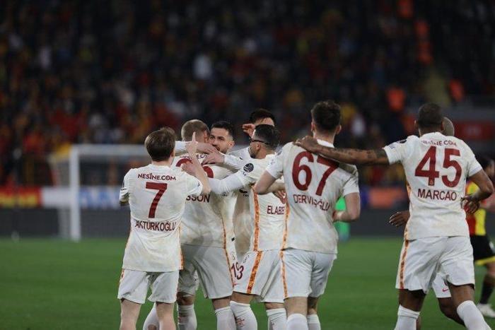 Son dakika haberi Yılın transferini Galatasaray yapıyor James Rodriguez bombası