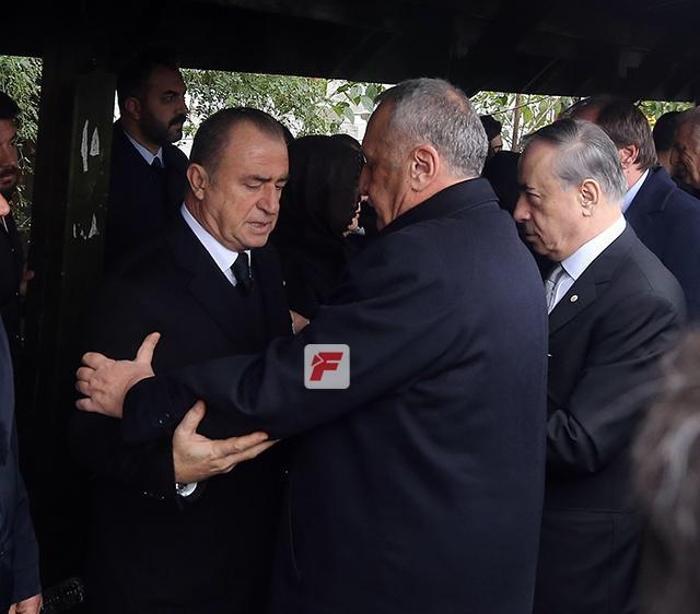 Fatih Terimin babası Talat Terim son yolculuğuna uğurlandı