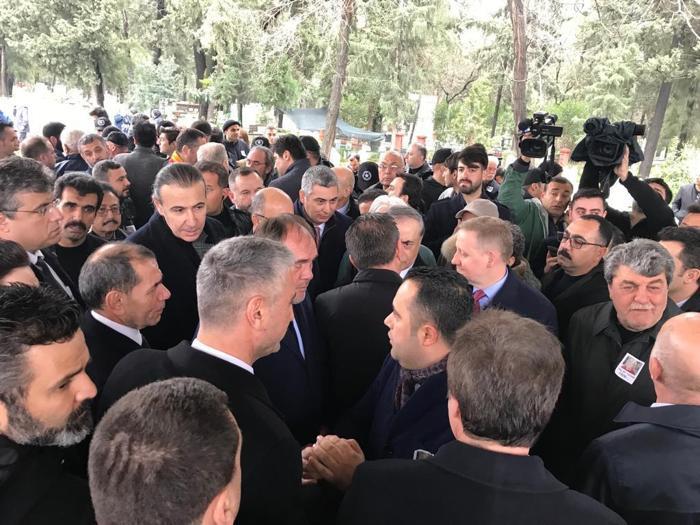 Fatih Terimin babası Talat Terim son yolculuğuna uğurlandı