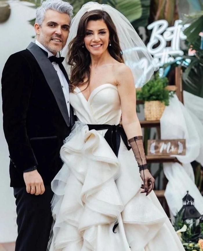 Oyuncu Gökçe Bahadır ile Emir Ersoy evlendi