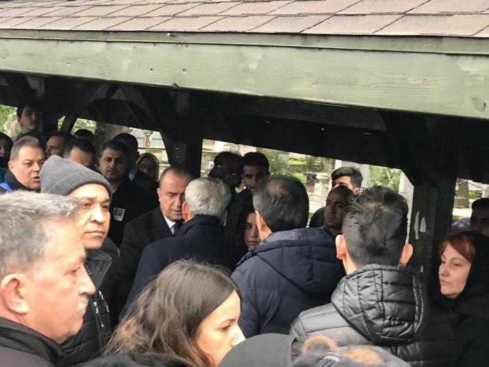 Fatih Terimin babası Talat Terim son yolculuğuna uğurlandı