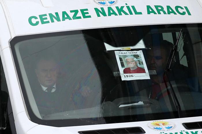 Fatih Terimin babası Talat Terim son yolculuğuna uğurlandı