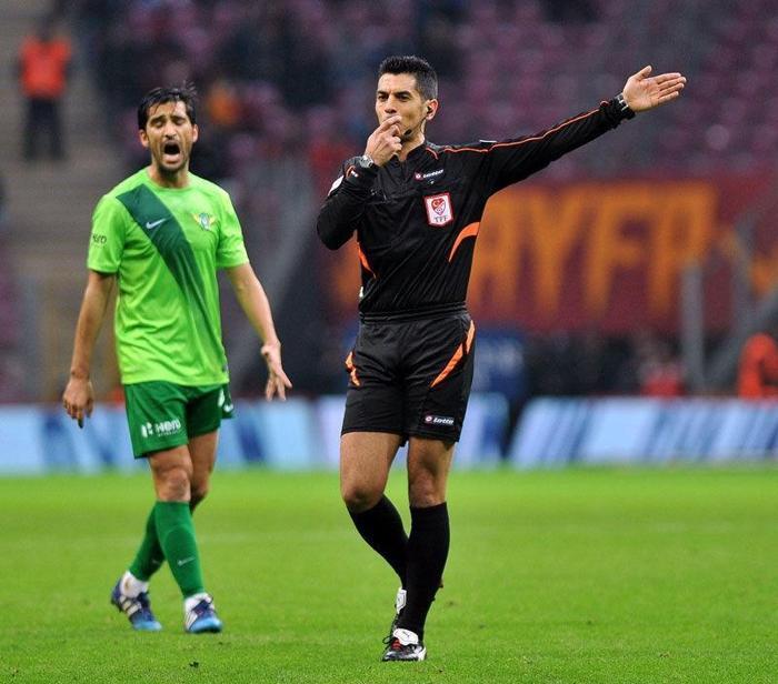 Fatih Altaylıdan salvolar