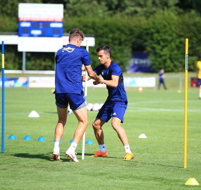Phillip Cocu futbolcuların pestilini çıkardı