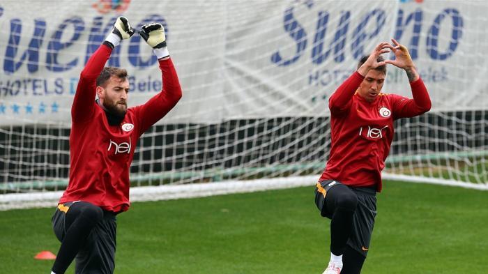 Sabri Sarıoğluna büyük şok Transfer döneminde yine boşta kaldı