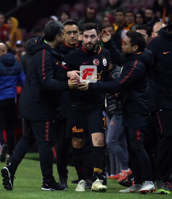 Sinan Gümüş buz kesti Galatasaray taraftarından tepki...