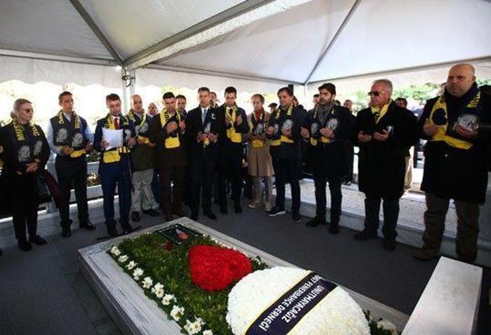 Mustafa Koç kabri başında anıldı