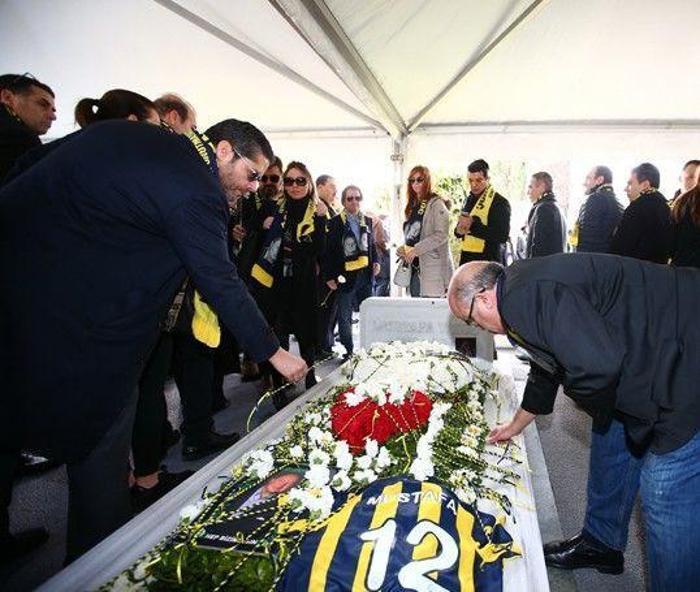 Mustafa Koç kabri başında anıldı