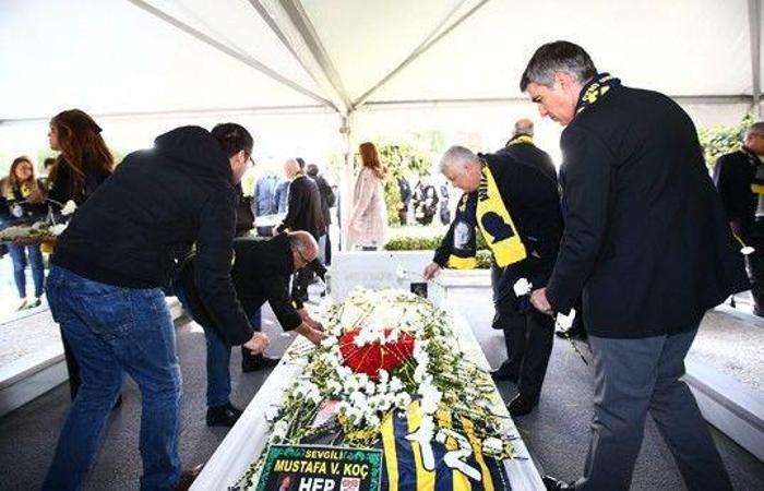 Mustafa Koç kabri başında anıldı