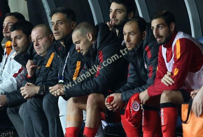 Sneijder resti çekti