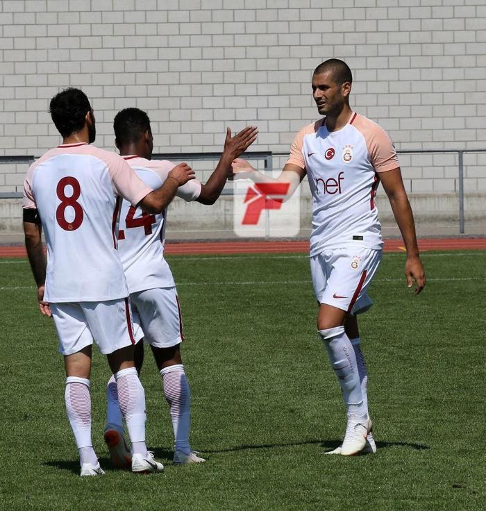 Galatasarayda Muğdat Çelik, ilk maçına çıktı