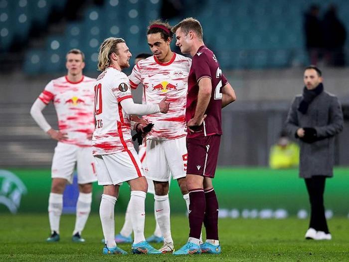 Son dakika haberi Galatasarayın UEFA Avrupa Ligindeki muhtemel rakipleri belli oldu