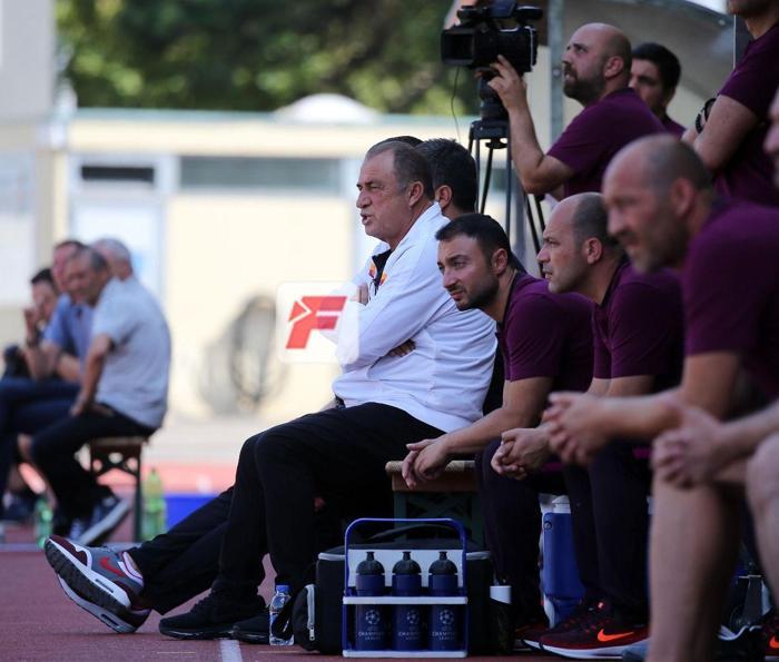 Galatasarayda Muğdat Çelik, ilk maçına çıktı