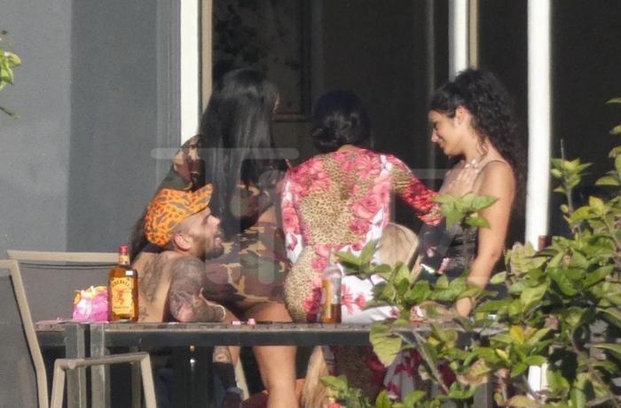 Chris Brown yine mi şiddet uyguladı