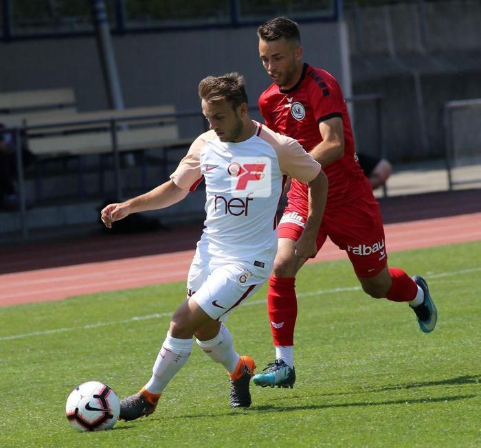Galatasarayda Muğdat Çelik, ilk maçına çıktı