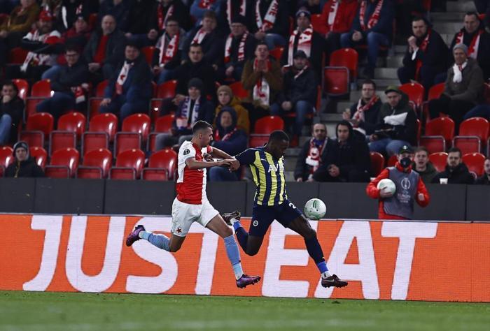 Fanatik yazarları Fenerbahçenin Slavia Praga elenişini değerlendirdi