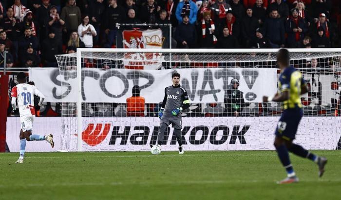 Fanatik yazarları Fenerbahçenin Slavia Praga elenişini değerlendirdi