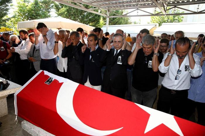 Doğan Hakyemez son yolculuğuna uğurlandı