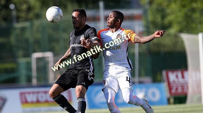 Beşiktaş-Shakhtar Donetsk maçından kareler