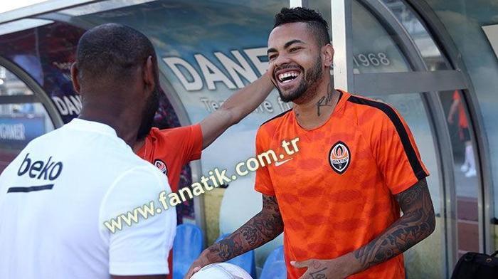 Beşiktaş-Shakhtar Donetsk maçından kareler