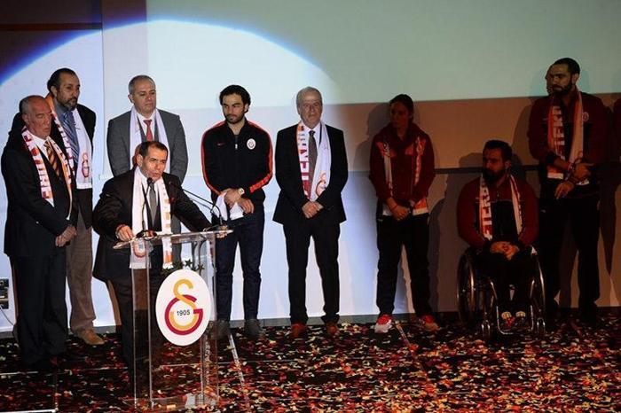 GALATASARAYIN BİLEKLİK KAMPANYASI