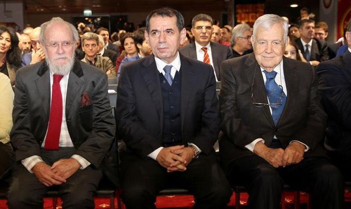 Mehmet Demirkol: Mustafa Denizli istifa edecek haldedir