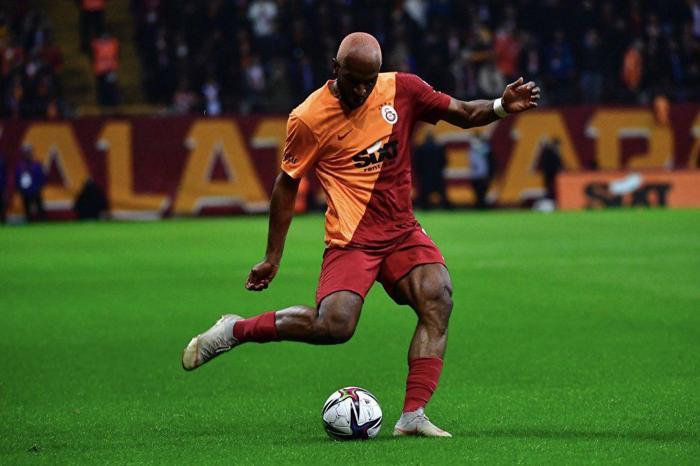 Son dakika haberi Galatasarayda dev neşter...
