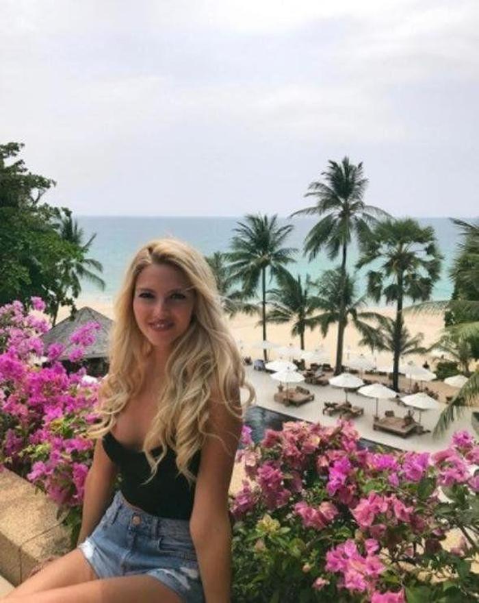 Dilara Öztunç, Egeye demir attı