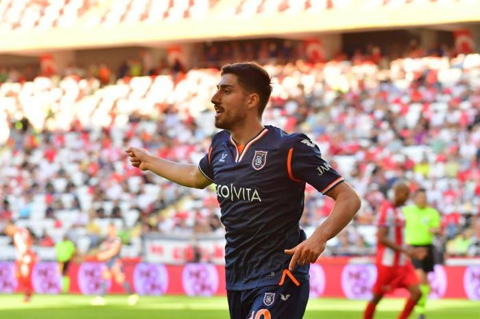 9- Berkay Özcan - Başakşehir FK